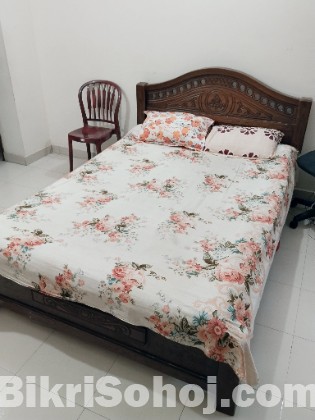 Heavy-Duty Solid Wooden Bed